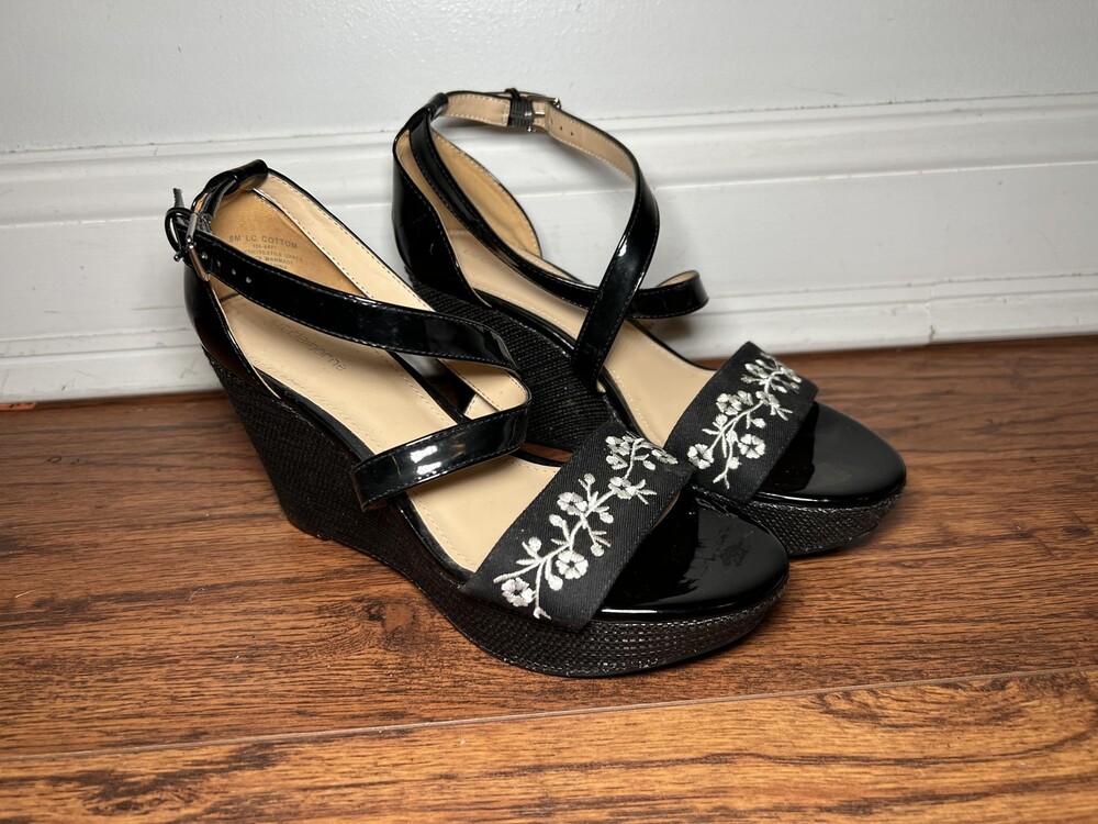 Liz Claiborne Shoes Womens Size 8M Black Wedge Sandals Embroidered Floral Heel